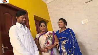 Pavitra Och Bargavi, Telugu-Systrar, Förför Sin Äldre Chef För Sex