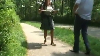 Amateur Cougar Gets Fucked In The Woods By A Dutch Man