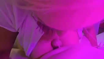 Orlando, Asistenta Obraznică, Primește O Muie De La Medicul Ei Șef Și Este Acoperită De Spermă