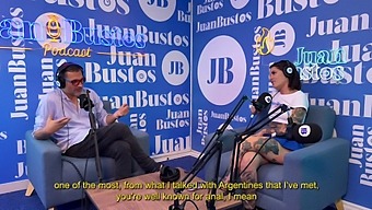 Blaze Ragers Intensiva Anala Möte Med En Välutrustad Partner, Som Diskuterats På Juan Bustos Podcast